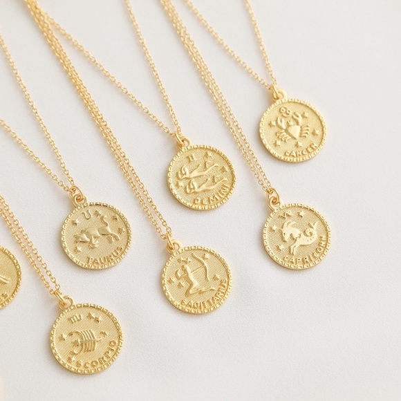 Zodiac Necklace | Gold Plated 925 Silver - Picture 5 of 8